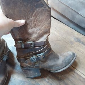 Freebird very rustic boots size 8